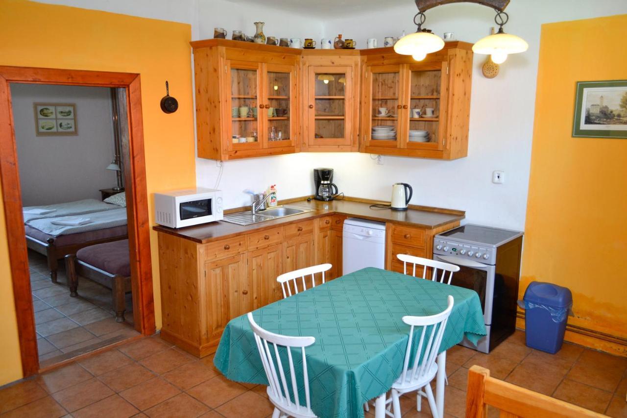 Ferienwohnung Blazkuv Statek Malsice Exterior foto